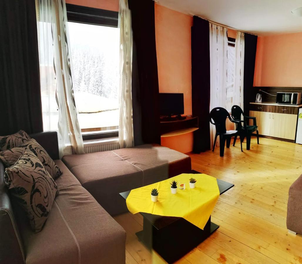 Apartments Black Horse Пампорово Екстер'єр фото